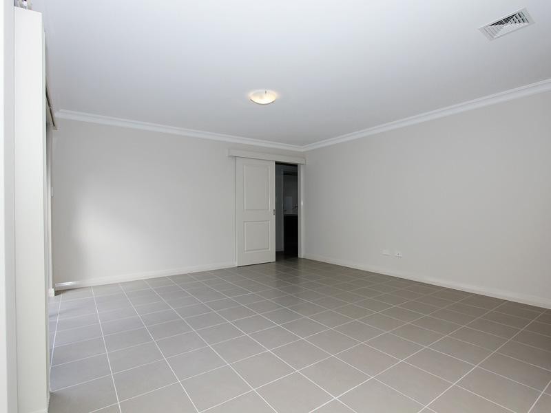 23D Loughton Way, Balga WA 6061