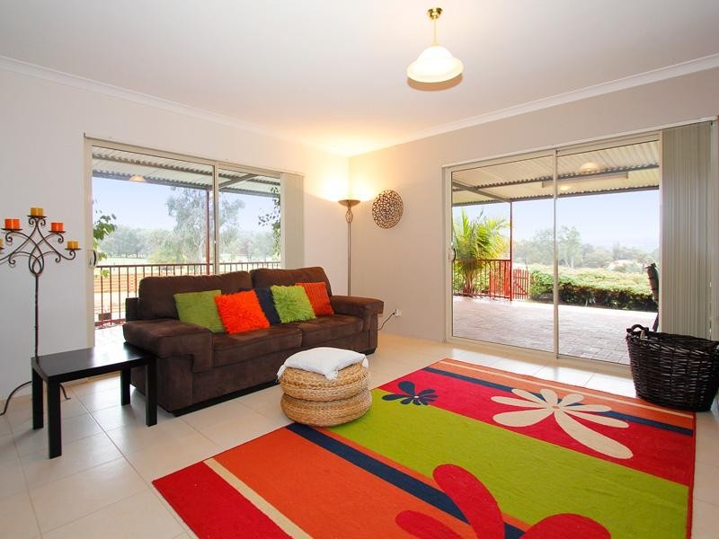 131 Devon Way, Lower Chittering WA 6084