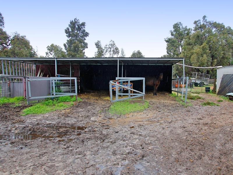 131 Devon Way, Lower Chittering WA 6084