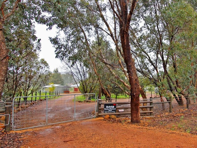 131 Devon Way, Lower Chittering WA 6084
