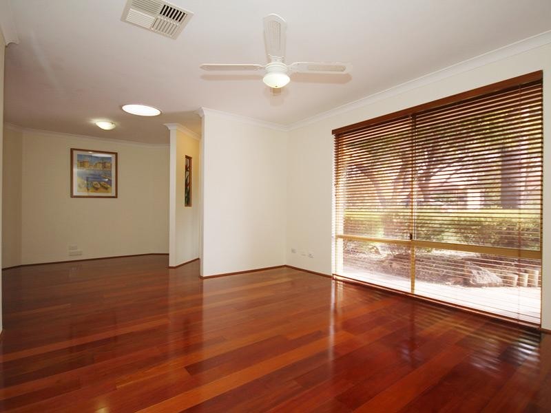 4 Ullswater Glade, Joondalup WA 6027