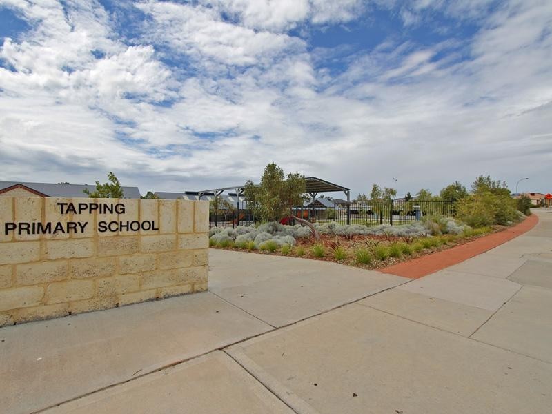 6 Strowan Pass, Carramar WA 6031