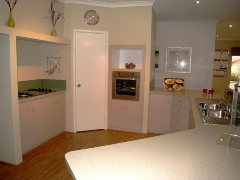 21 Tandara Fairway, Tapping WA 6065