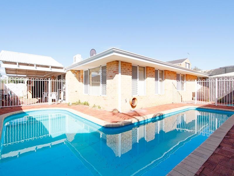 20 Negresco Turn, Currambine WA 6028