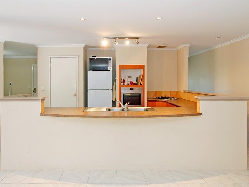 20 Negresco Turn, Currambine WA 6028