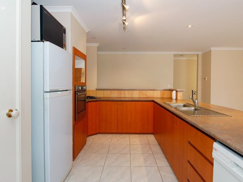 20 Negresco Turn, Currambine WA 6028