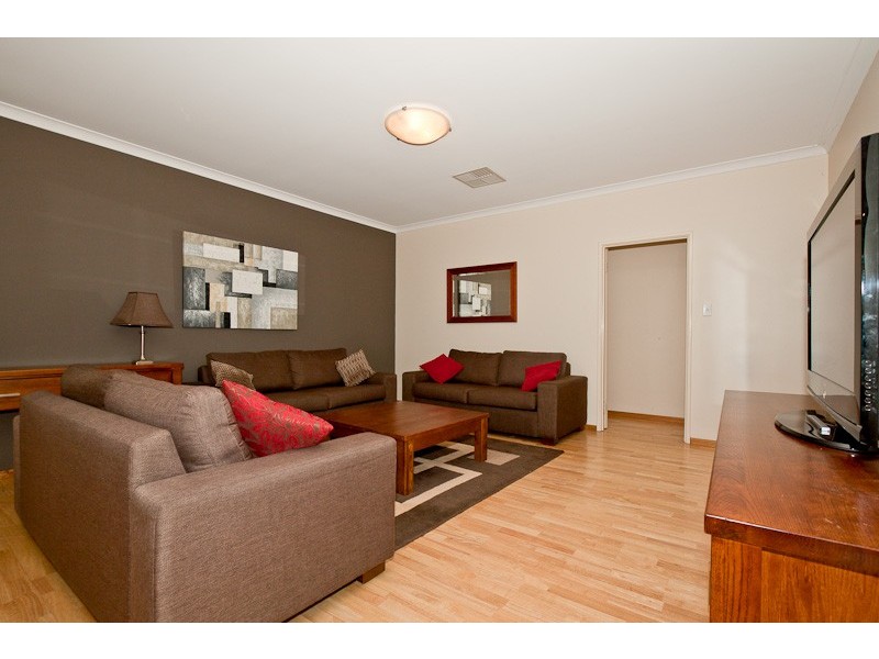6 Soho Lane, Currambine WA 6028