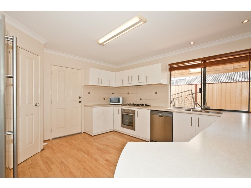 6 Soho Lane, Currambine WA 6028