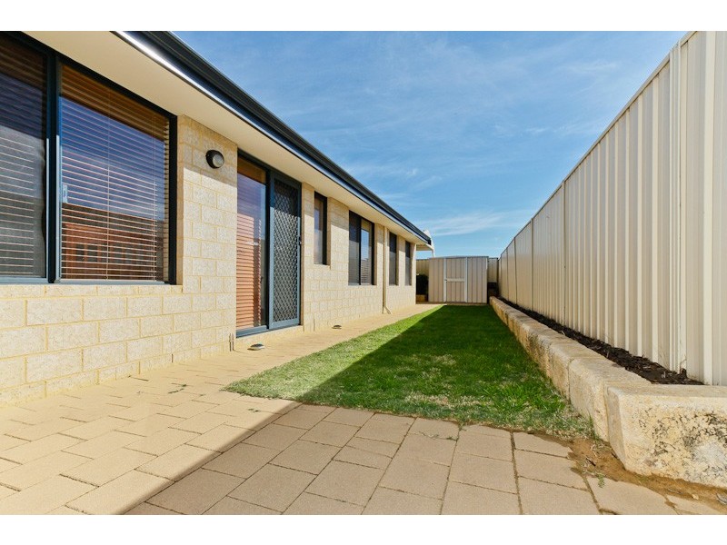 6 Soho Lane, Currambine WA 6028