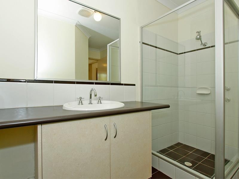 10 Grasslands Loop, Kingsley WA 6026