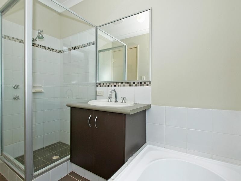 10 Grasslands Loop, Kingsley WA 6026