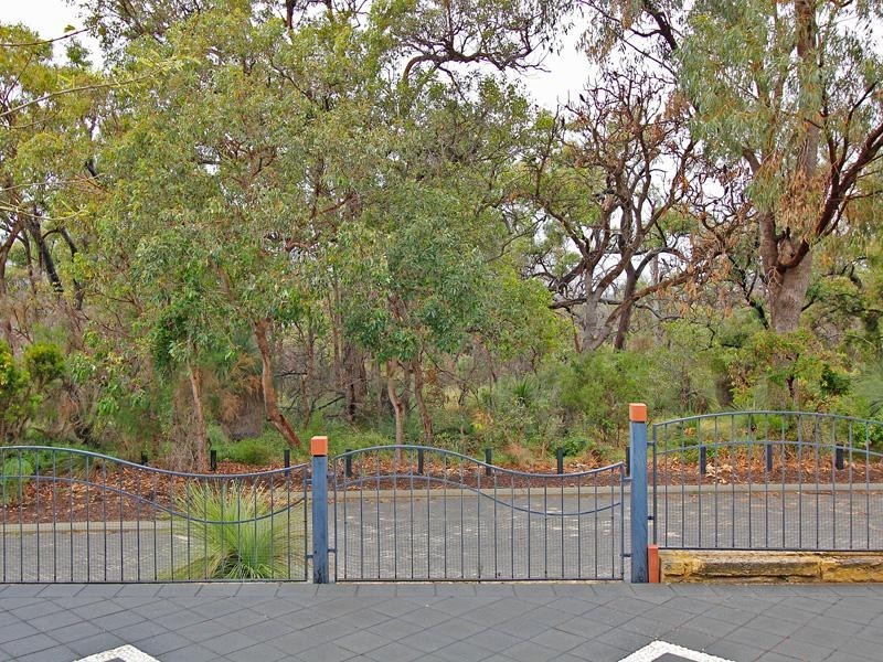 22 Cockatoo Ridge, Joondalup WA 6027