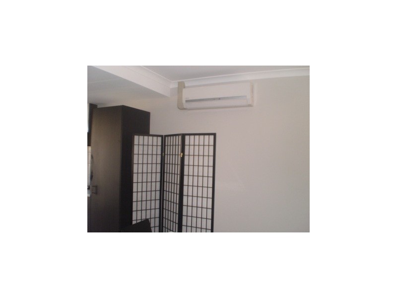 12 Nashville Loop, Currambine WA 6028
