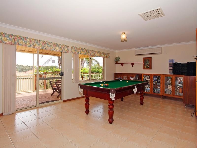 124 Kinross Drive, Kinross WA 6028