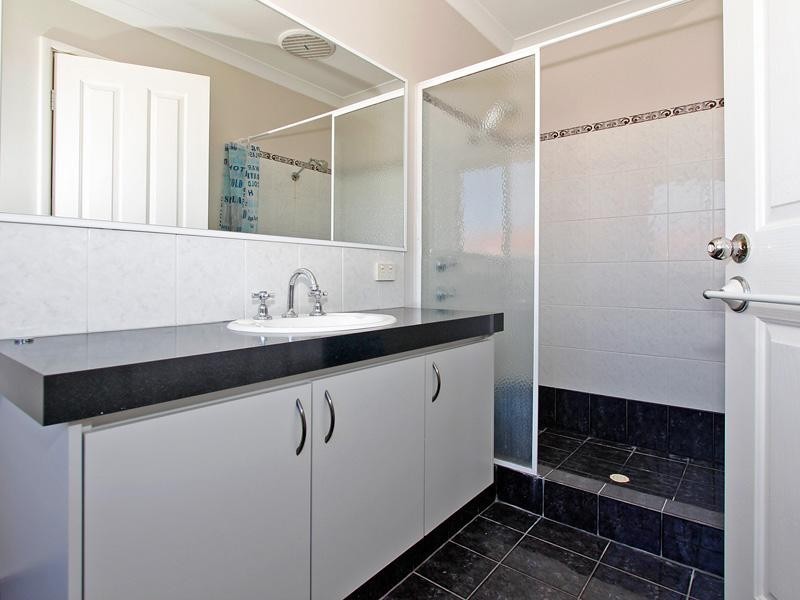 8 Tocal Court, Tapping WA 6065