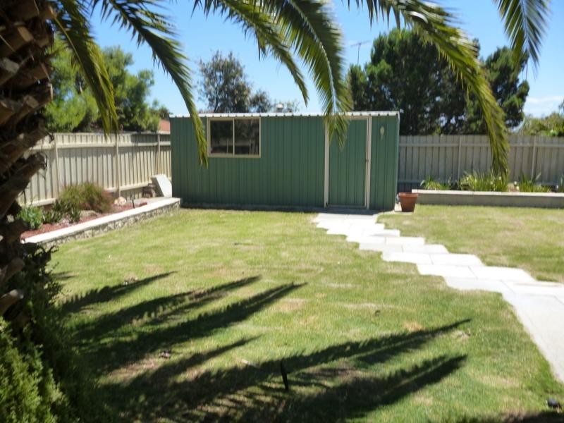 42 Palermo Court, Merriwa WA 6030