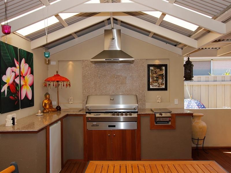 161 Cook Avenue, Hillarys WA 6025