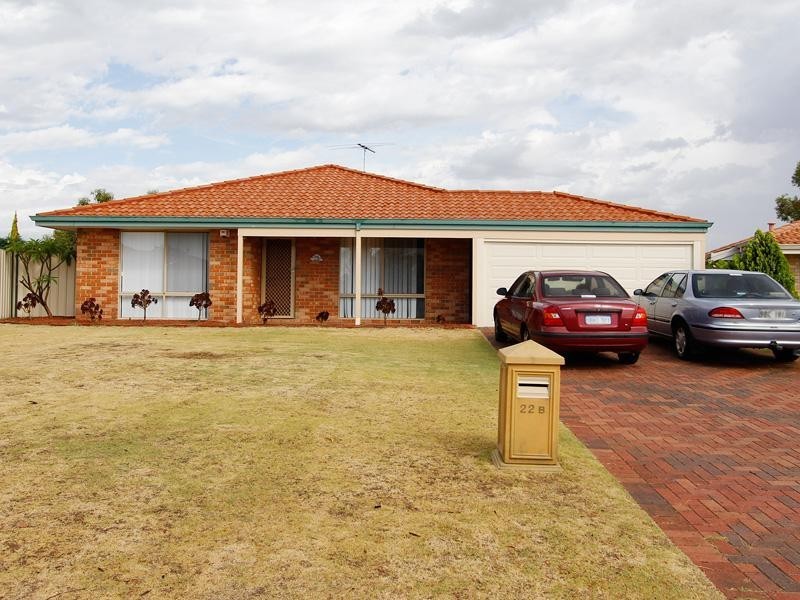 22B Combewood Loop, Carramar WA 6031
