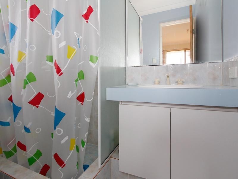 22B Combewood Loop, Carramar WA 6031