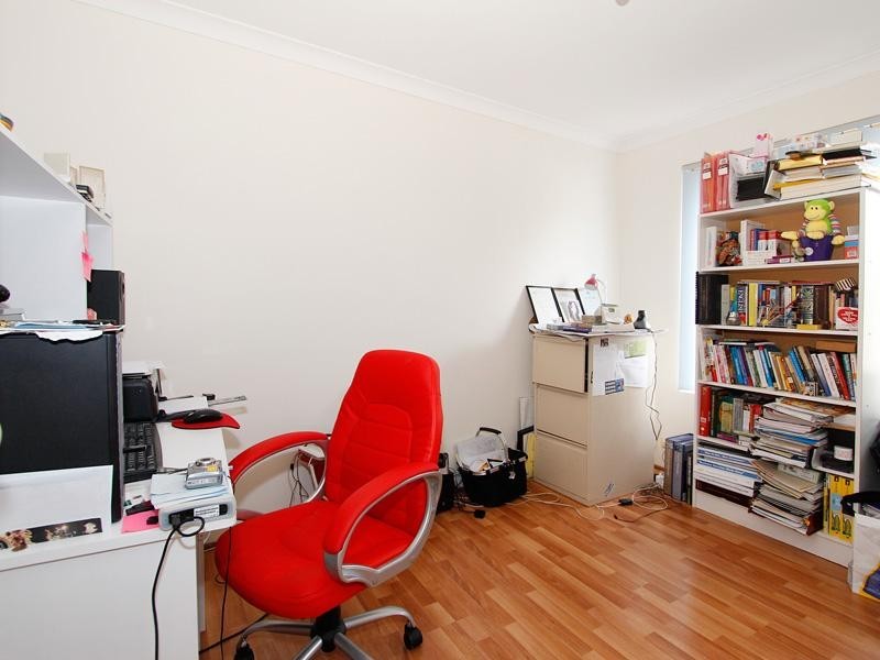 22B Combewood Loop, Carramar WA 6031