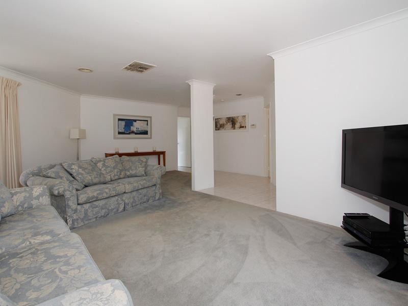 7 Tumba Court, Joondalup WA 6027