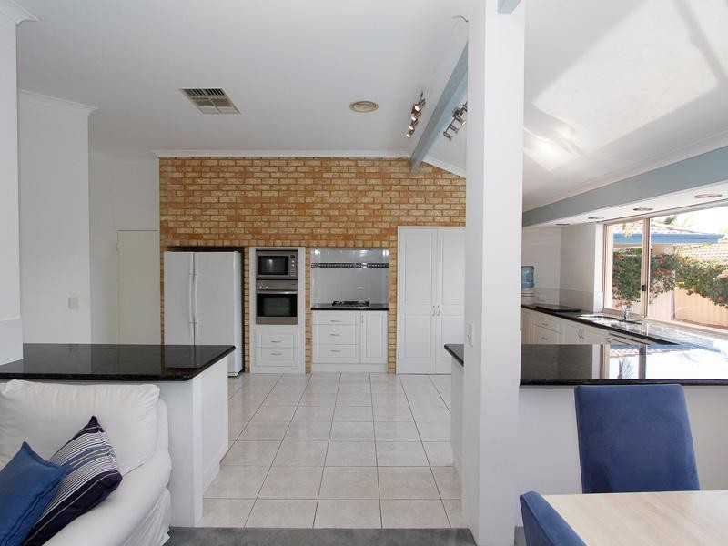 7 Tumba Court, Joondalup WA 6027
