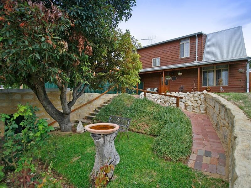 7 Graham Road, Quinns Rocks WA 6030