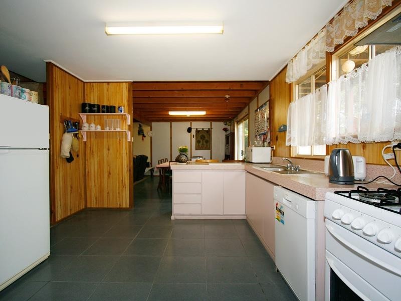 7 Graham Road, Quinns Rocks WA 6030