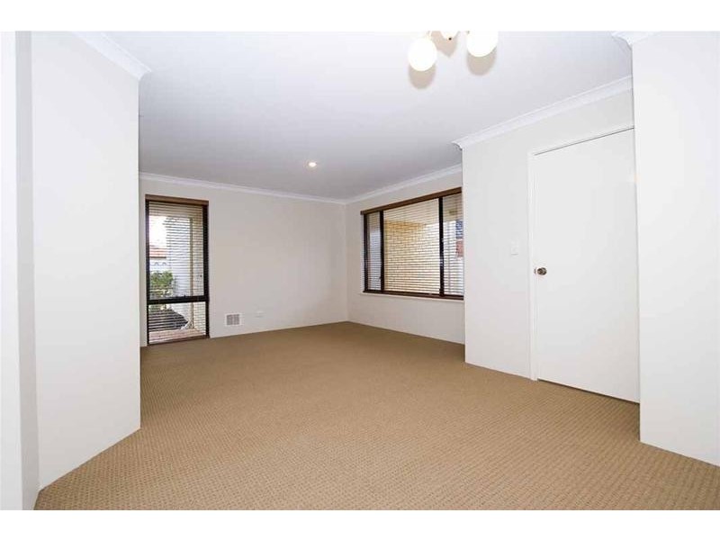 2 Soho Lane, Currambine WA 6028