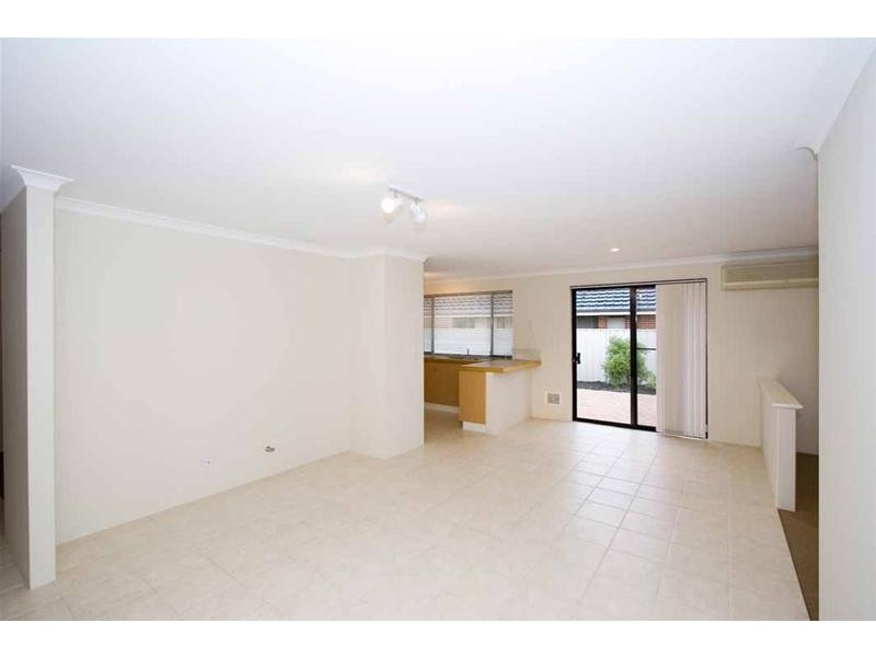 2 Soho Lane, Currambine WA 6028