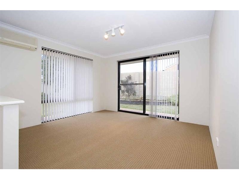 2 Soho Lane, Currambine WA 6028