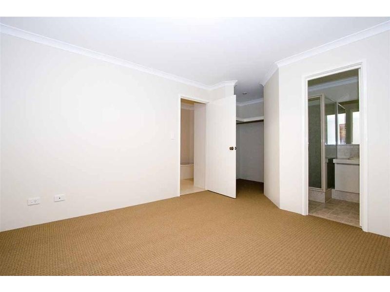 2 Soho Lane, Currambine WA 6028