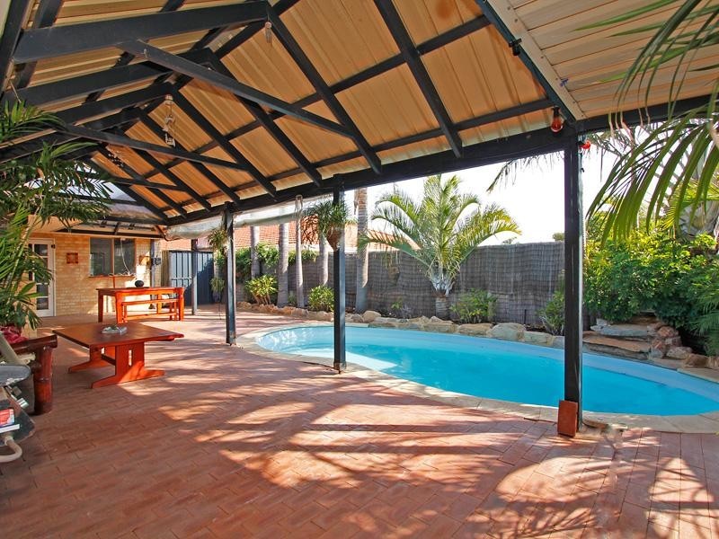 11 Paragon Rise, Currambine WA 6028