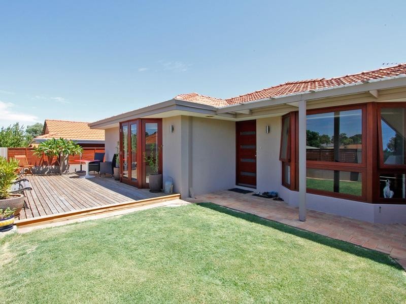 20 Muirfield Way, Joondalup WA 6027