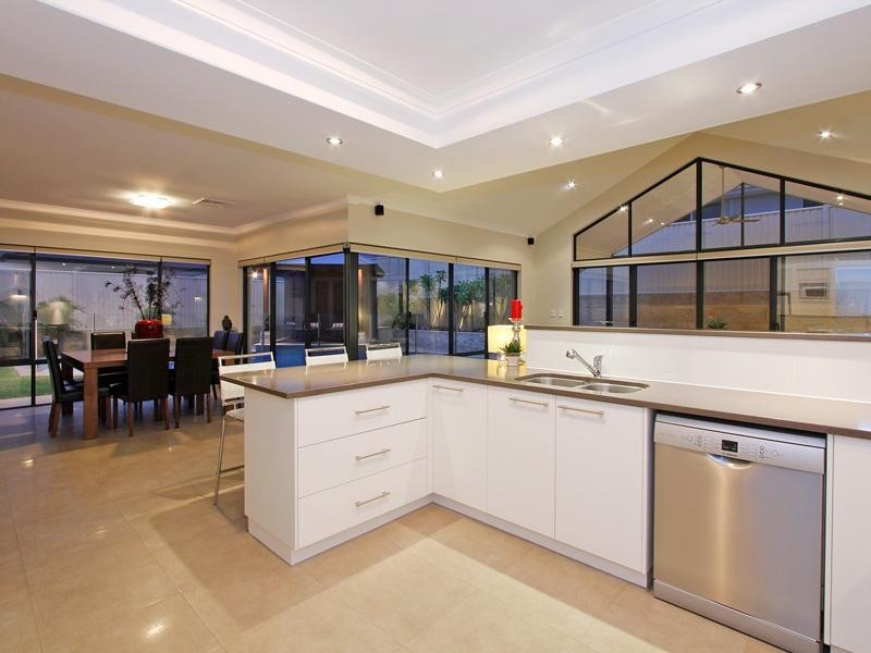 16 Spitfire Avenue, Burns Beach WA 6028