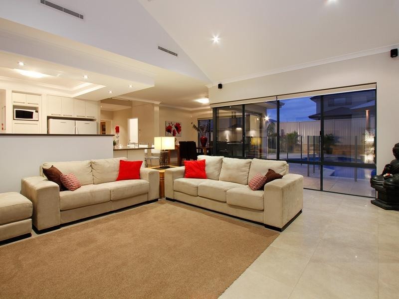 16 Spitfire Avenue, Burns Beach WA 6028