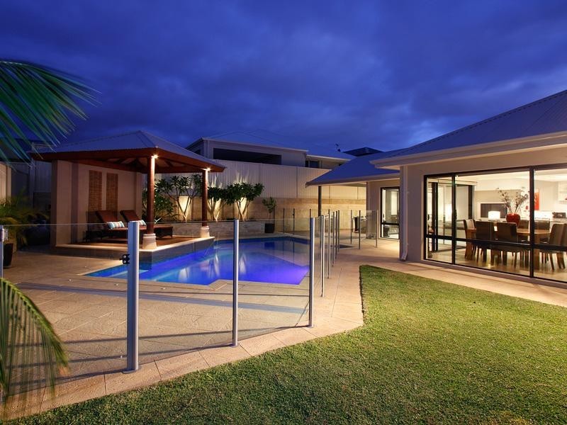 16 Spitfire Avenue, Burns Beach WA 6028