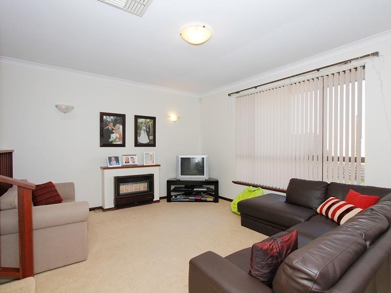 23 Glengarry Drive, Duncraig WA 6023