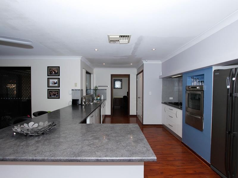 23 Glengarry Drive, Duncraig WA 6023