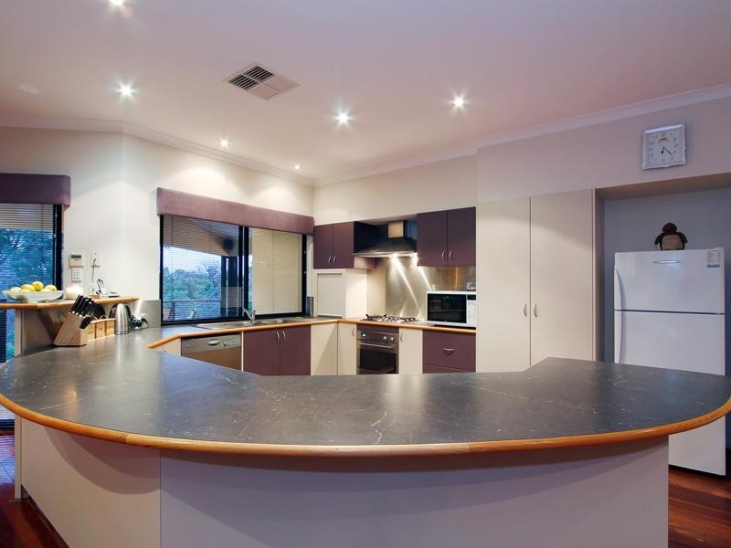 30 Cockatoo Ridge, Joondalup WA 6027