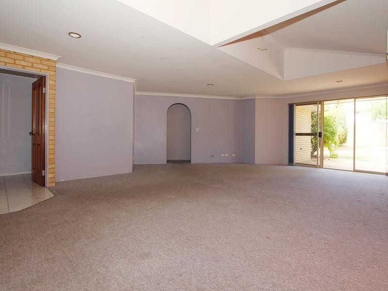 12B Snowbird Gardens, Joondalup WA 6027
