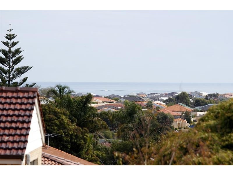 12B Snowbird Gardens, Joondalup WA 6027