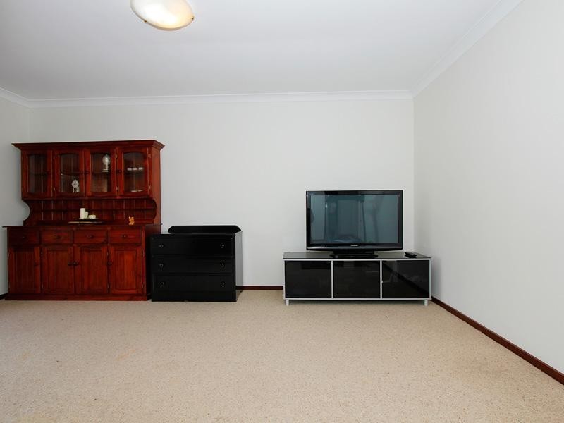 37 Coyle Road, Beldon WA 6027