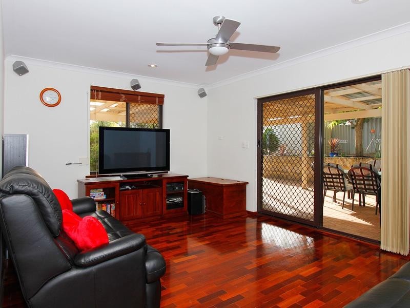 37 Coyle Road, Beldon WA 6027
