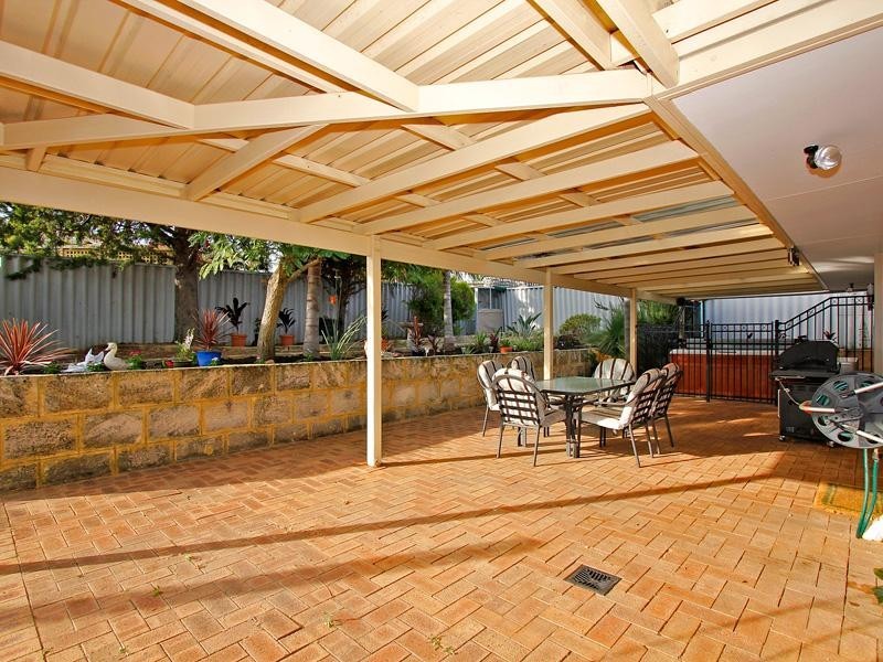 37 Coyle Road, Beldon WA 6027