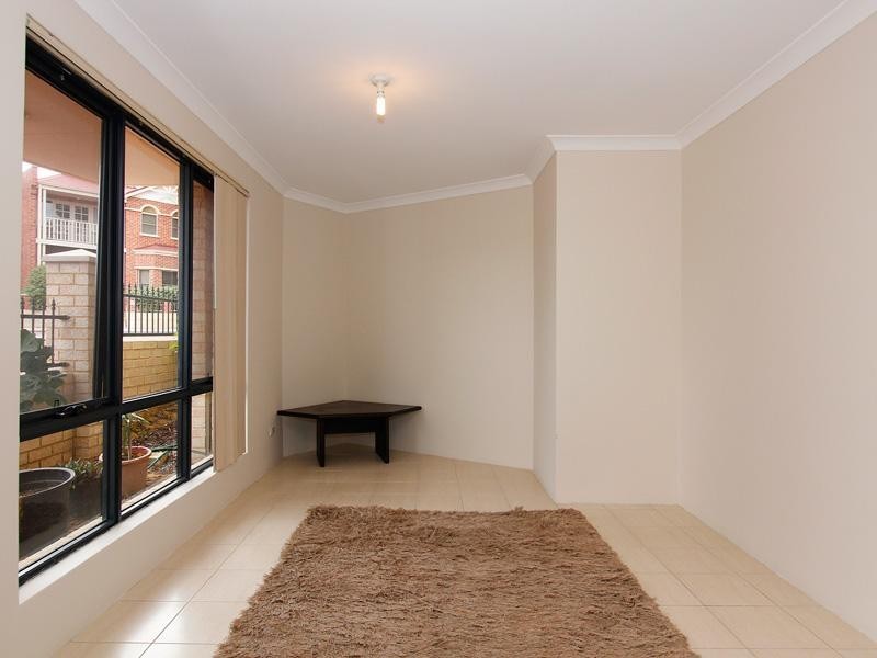 3/63 St Pauls Crescent, Joondalup WA 6027