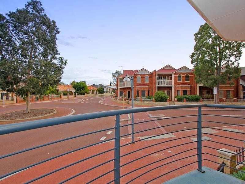 3/63 St Pauls Crescent, Joondalup WA 6027