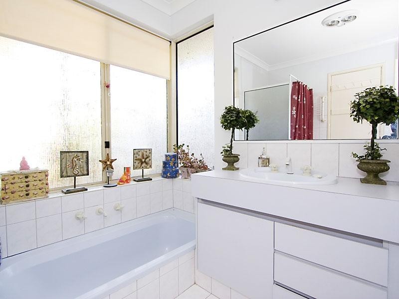 2A Quillen View, Joondalup WA 6027