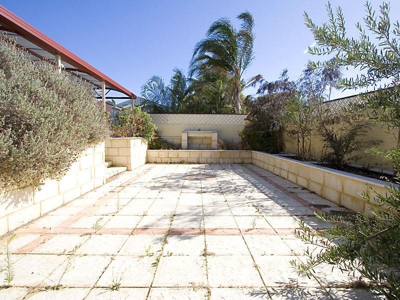 2A Quillen View, Joondalup WA 6027