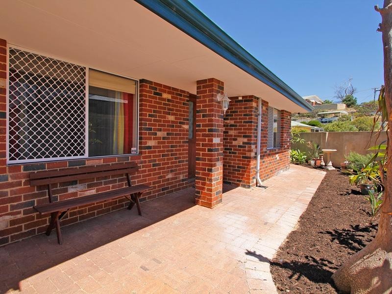 143 Tapping Way, Quinns Rocks WA 6030